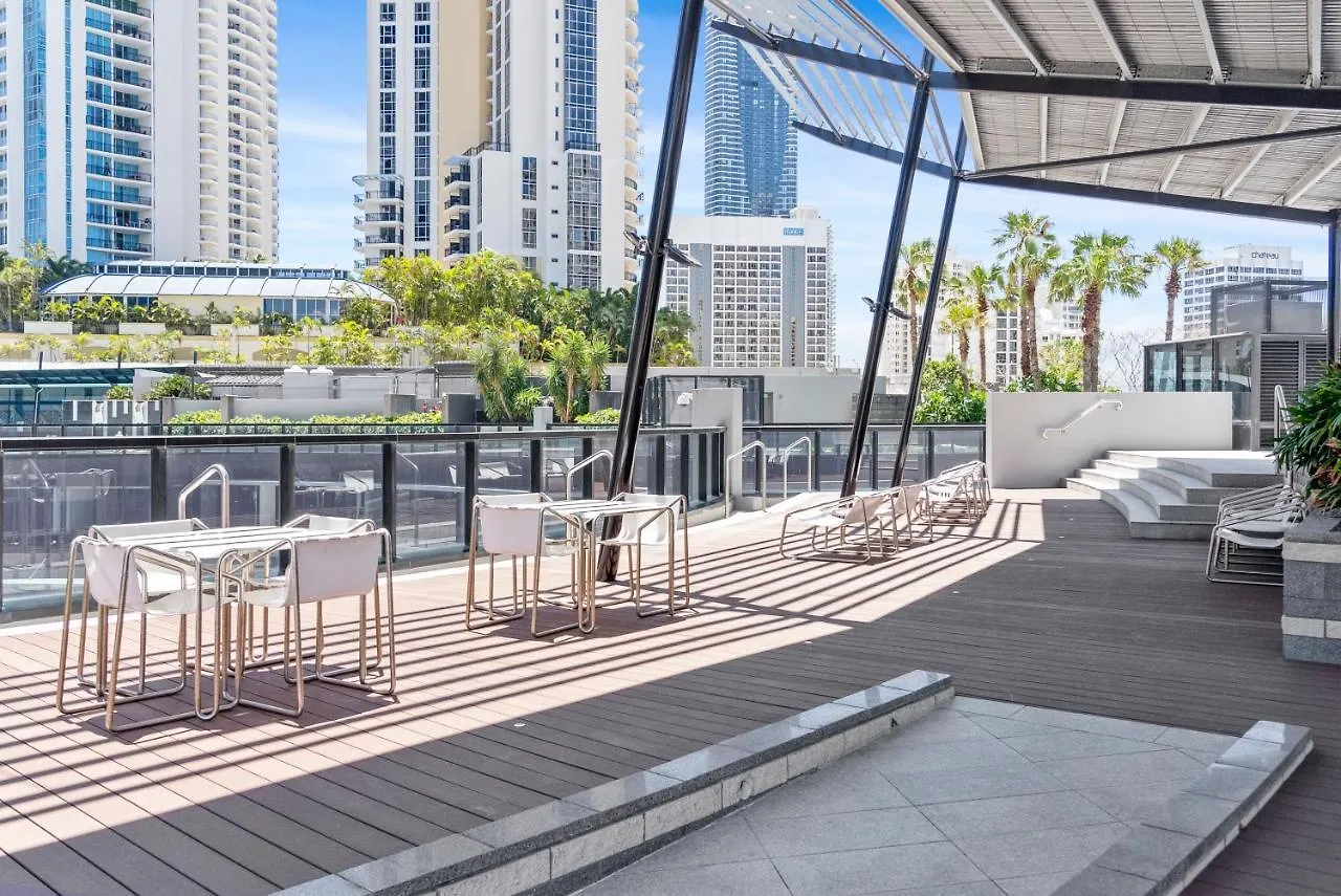 Circle On Cavill Contemporary Luxury And Spacious Three Bedroom Apartment Guldkusten 0*,  Australien