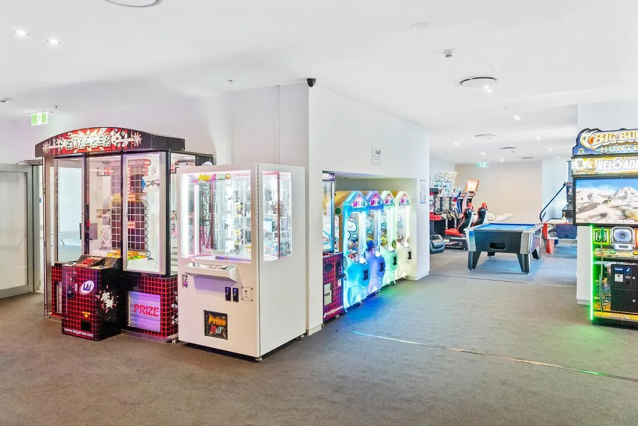Circle On Cavill Contemporary Luxury And Spacious Three Bedroom Apartment Gold Coast Austrálie