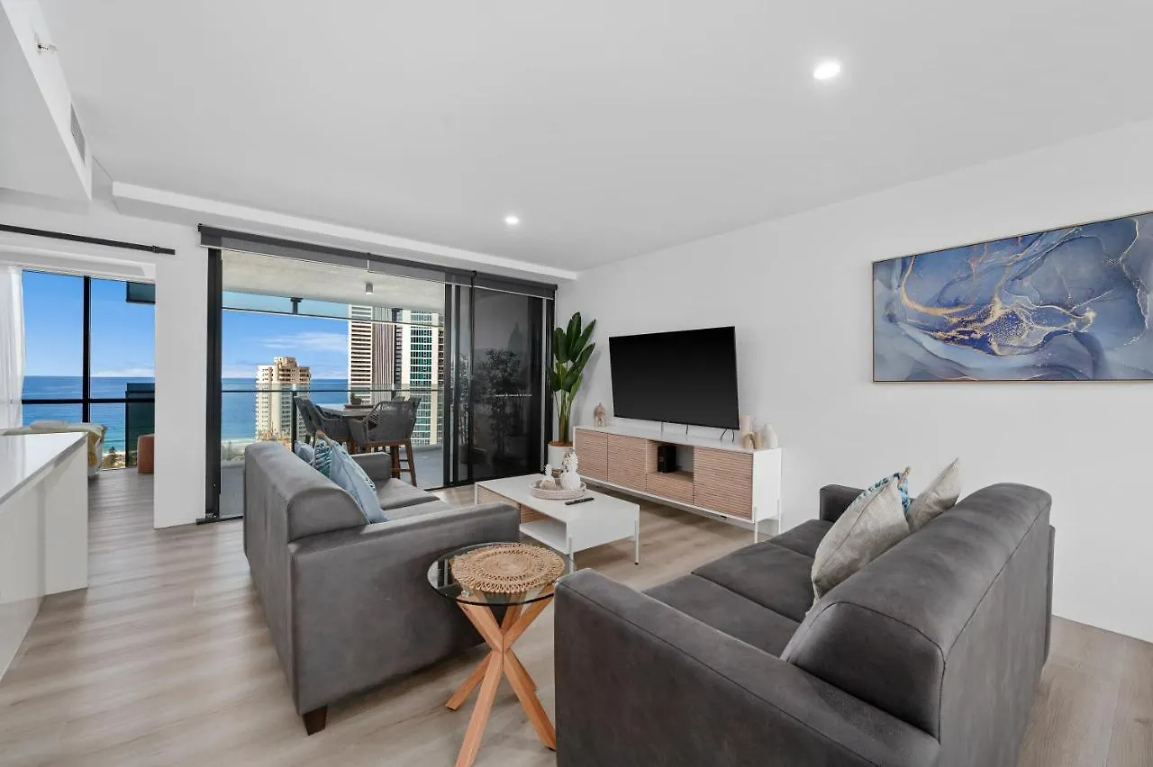 Circle On Cavill Contemporary Luxury And Spacious Three Bedroom Apartment Gold Coast